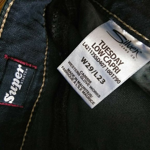 Silver Jeans Tuesday Low Capri Super Stretch - Picture 4 of 7